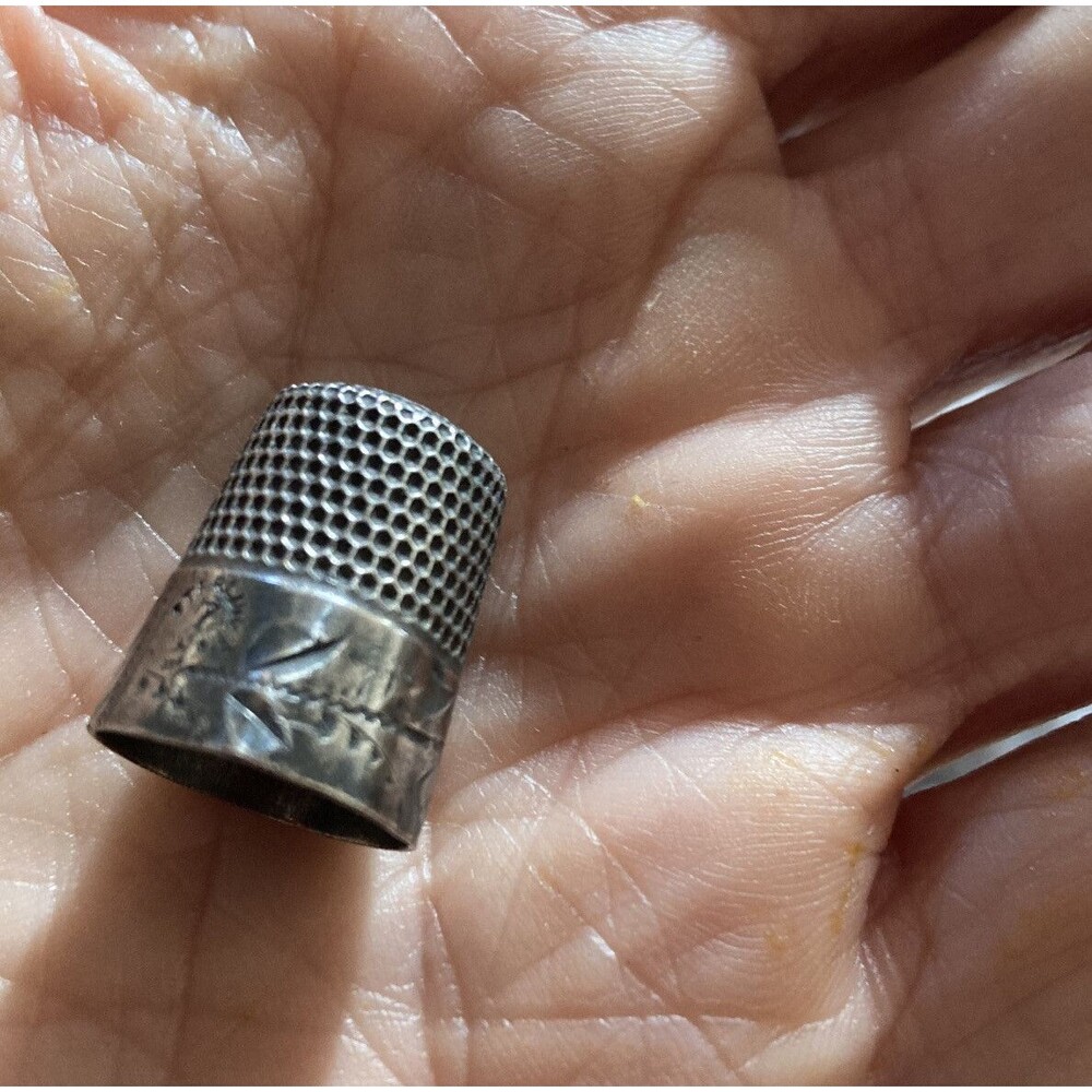 Sterling Silver Antique Simon Bros. Sewing Thimble Running Scrolls C 1890’s Old - Picture 2 of 10